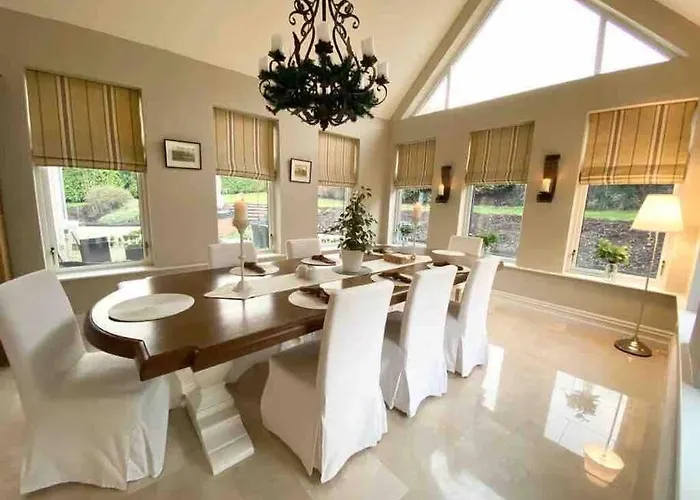 Villa Lakeview Exclusive On The Blessington *